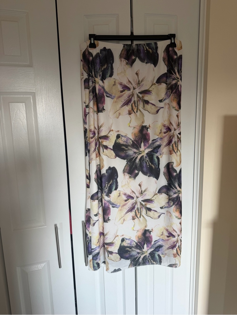 Floral Chiffon Straight Maxi Skirt in Cream and Purple